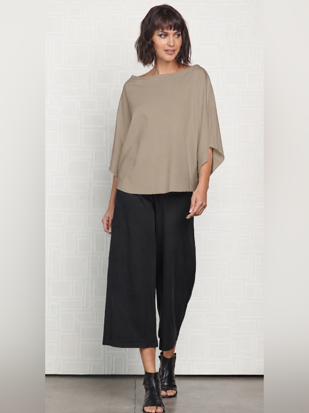 Planet by Lauren G Pima Cotton Luxury Bateau Tee One Size Taupe Lagenlook